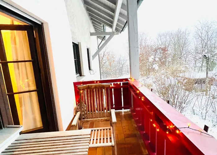 Wunderschoenes Mit Bademantelgang Zur Wohlfuehltherme Apartment