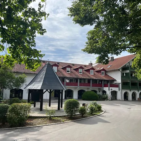 Wunderschoenes Mit Bademantelgang Zur Wohlfuehltherme Appartement Bad Griesbach (Bavaria)