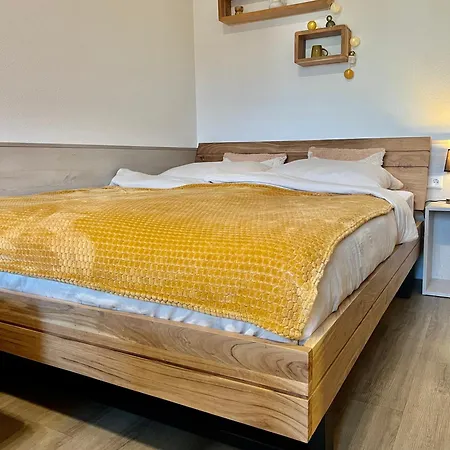Wunderschoenes Mit Bademantelgang Zur Wohlfuehltherme Apartment *
